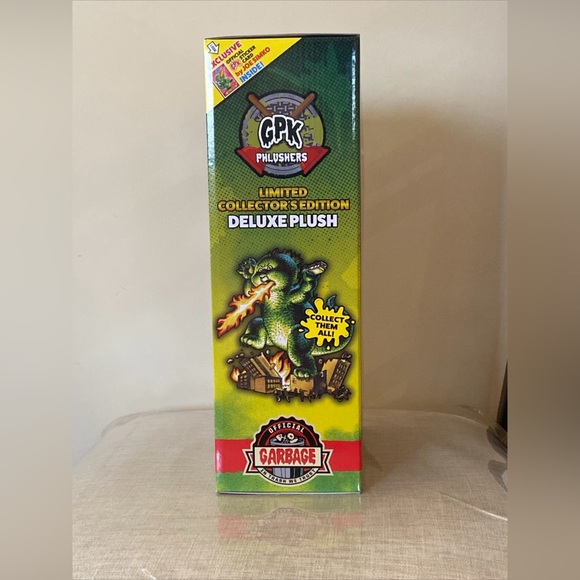 Garbage Pail Kids Deluxe 12” Plush- Limited Collector’s Edition- Fryin’ Ryan - Picture 7 of 10